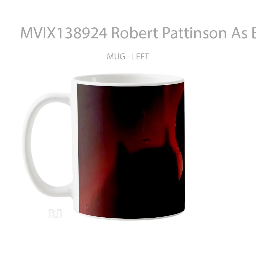 Mug Robert Pattinson As Batman V2 Gelas Superhero - All-side / Desain
