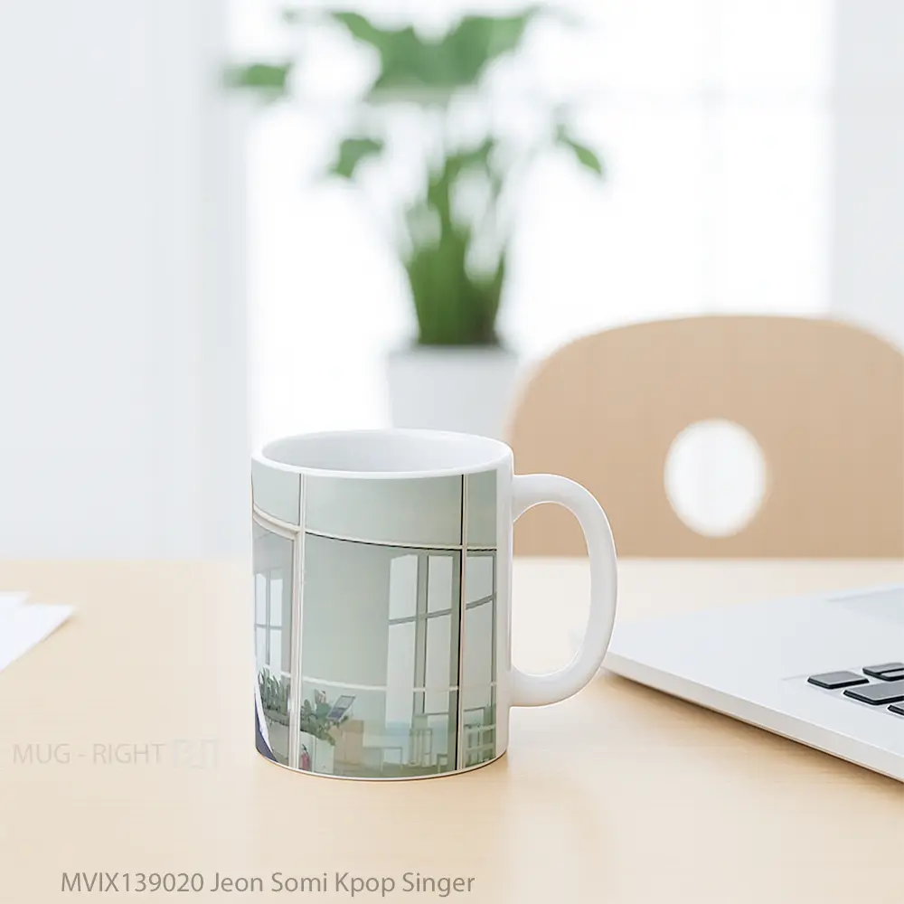 Mug Jeon Somi Kpop Singer Gelas Keramik Unik - All-side / Desain