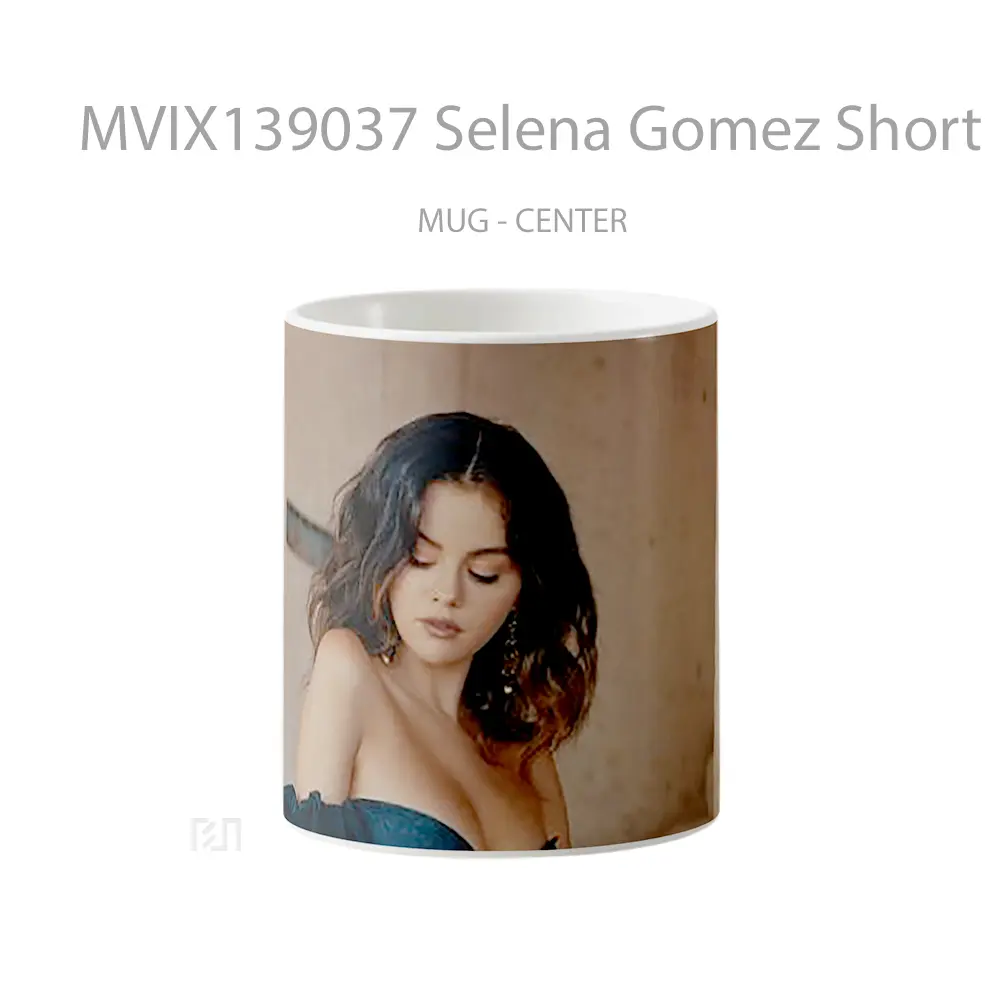Mug Selena Gomez Short Hair Gelas Selebriti