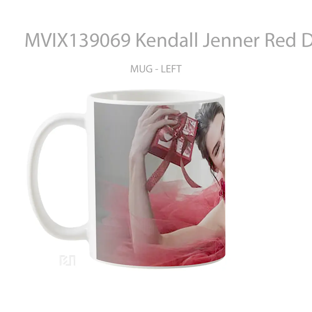 Mug Kendall Jenner Red Dress Gelas Selebriti - All-side / Desain