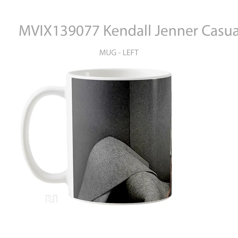 Mug Kendall Jenner Casual Clothes Gelas Selebriti - All-side / Desain