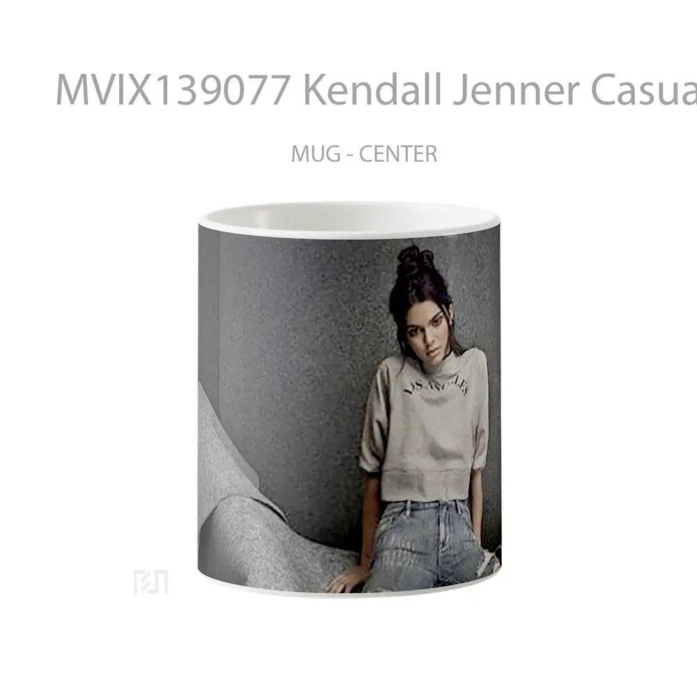 Mug Kendall Jenner Casual Clothes Gelas Selebriti
