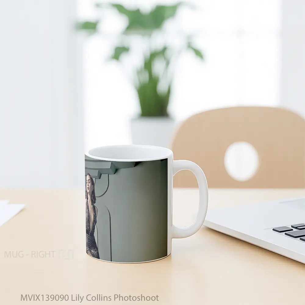 Mug Lily Collins Photoshoot Gelas Keramik Unik - All-side / Desain