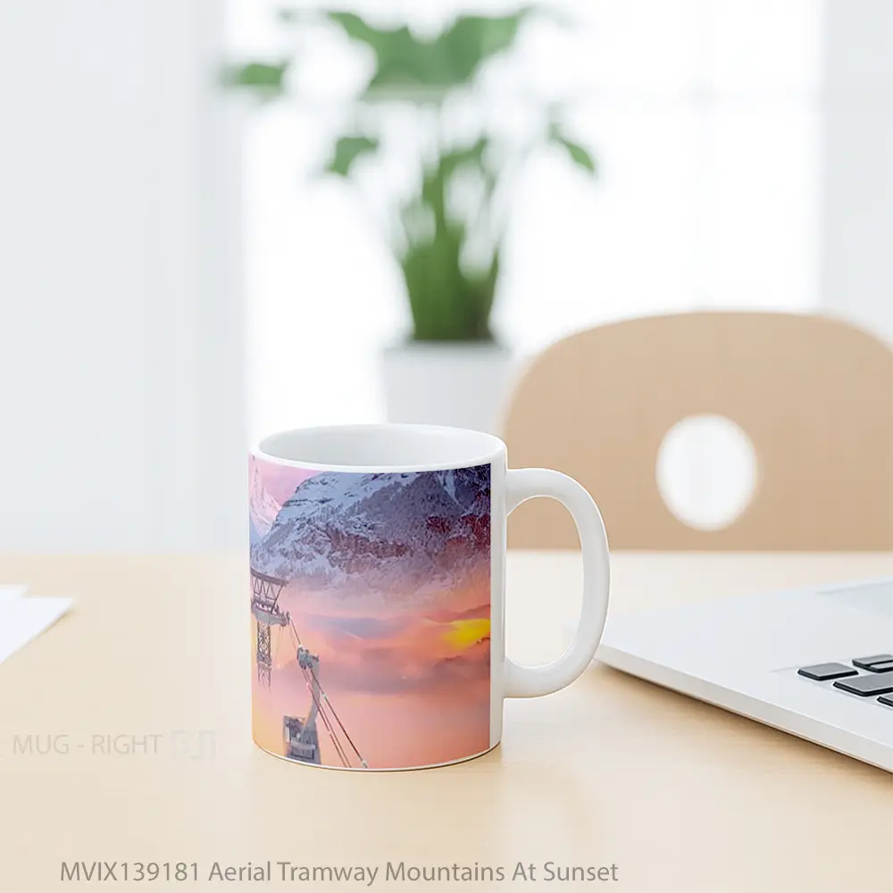 Mug Aerial Tramway Mountains At Sunset Gelas Pemandangan Alam - All-side / Desain