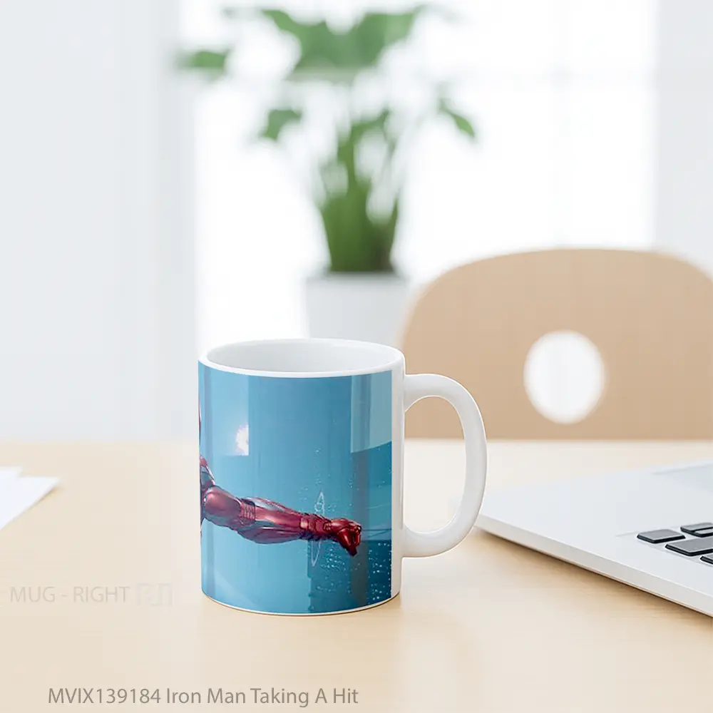 Mug Iron Man Taking A Hit Gelas Superhero - All-side / Desain