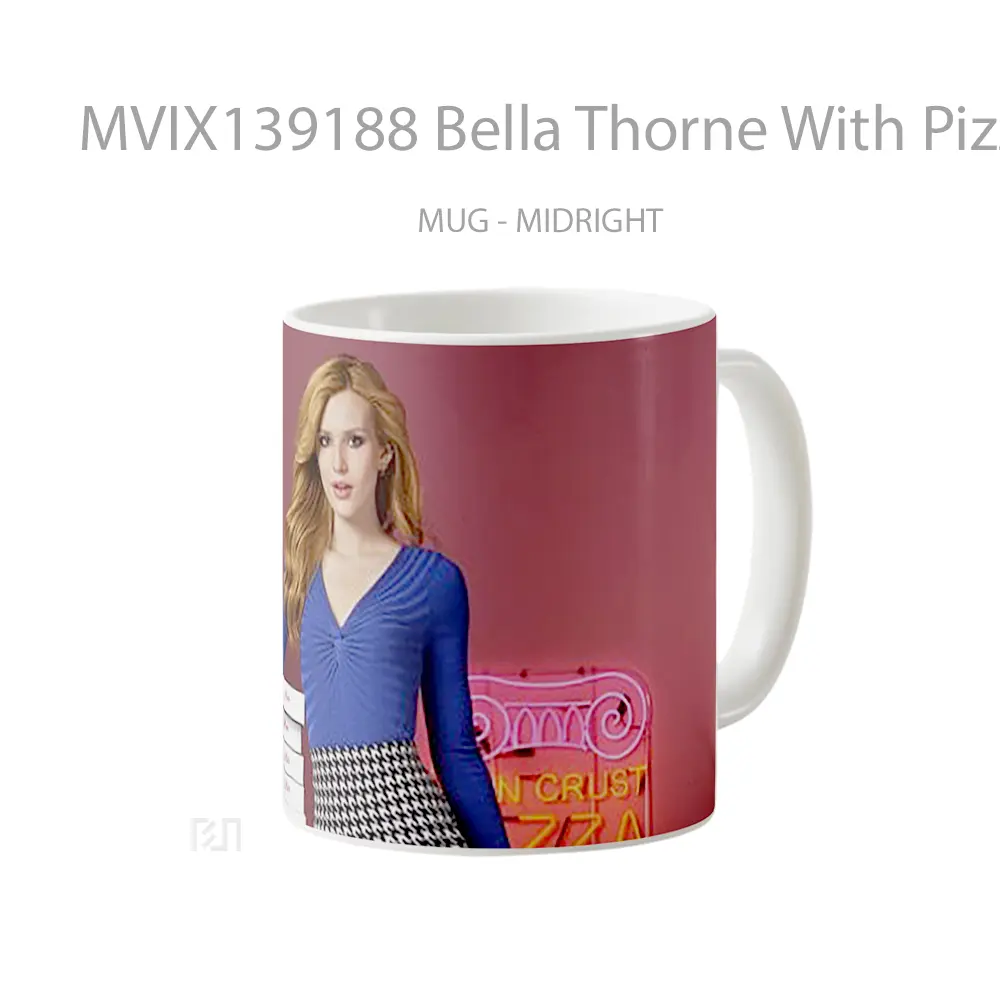Mug Bella Thorne With Pizza Boxes Gelas Keramik Unik - All-side / Desain