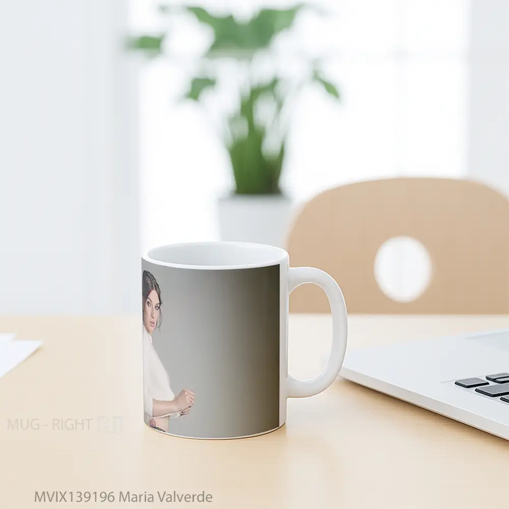 Mug Maria Valverde Gelas Keramik Unik - All-side / Desain