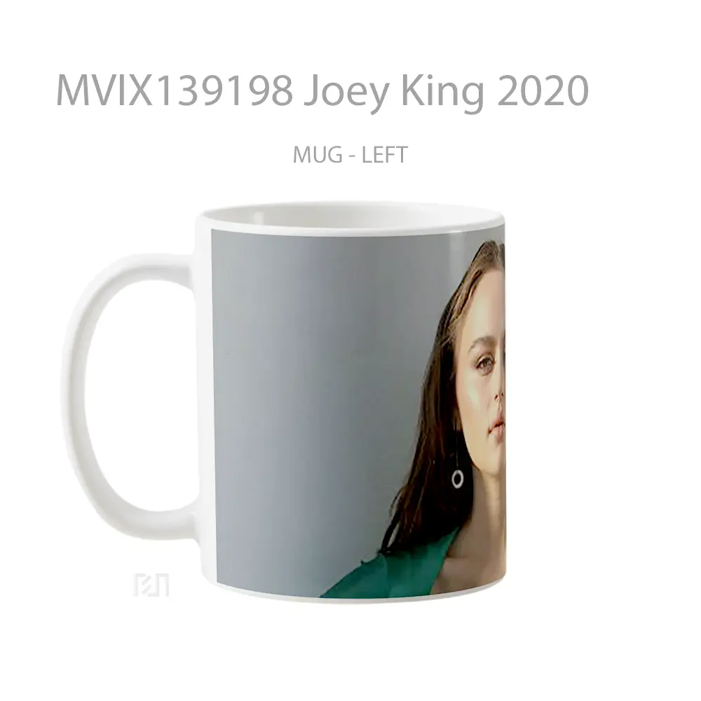 Mug Joey King 2020 Gelas Keramik Unik - All-side / Desain