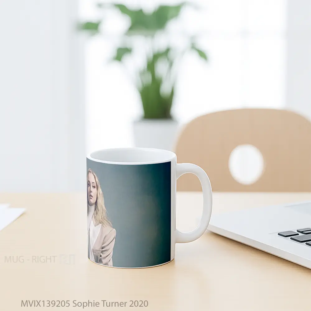 Mug Sophie Turner 2020 Gelas Keramik Unik - All-side / Desain