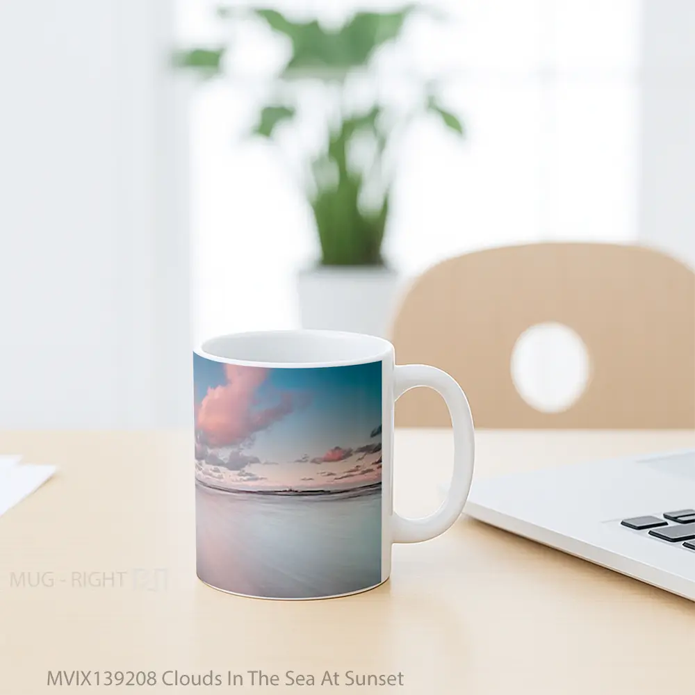 Mug Clouds In The Sea At Sunset Gelas Pemandangan Alam - All-side / Desain