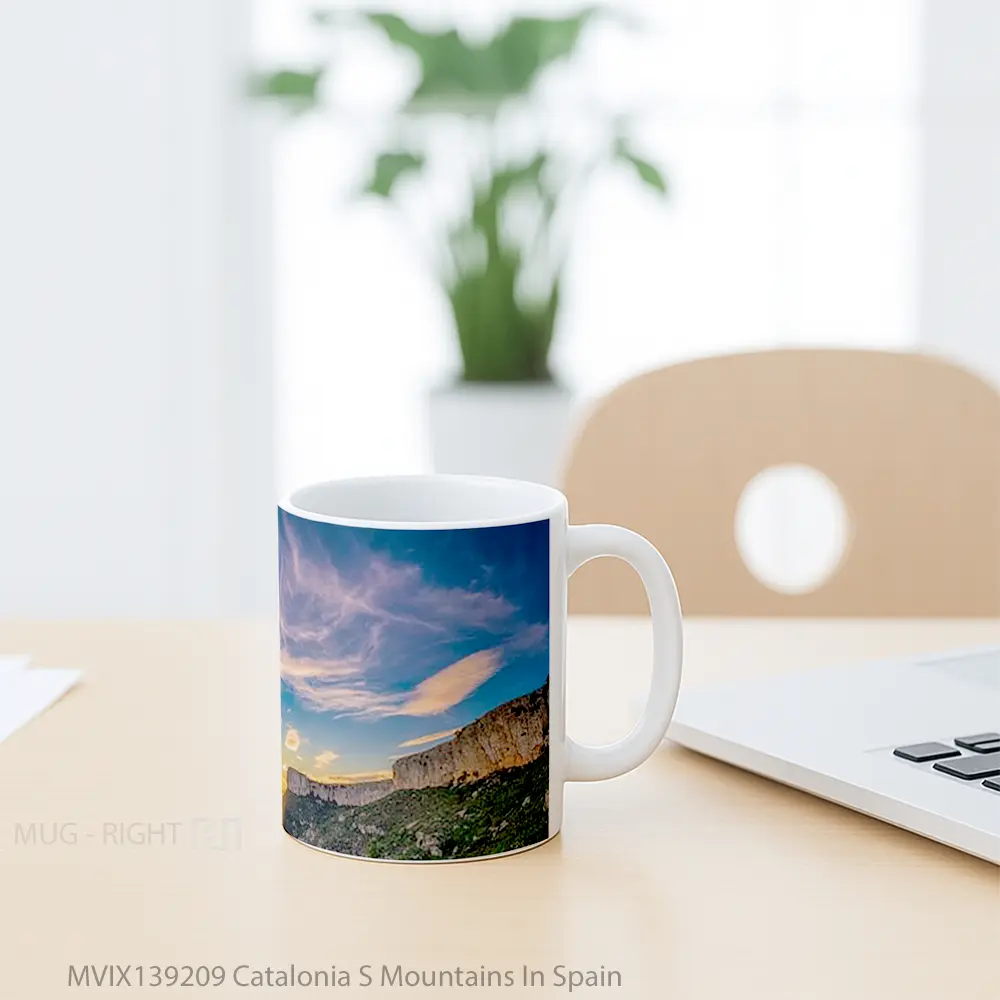 Mug Catalonia S Mountains In Spain Gelas Pemandangan Alam - All-side / Desain