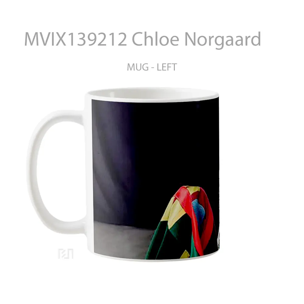 Mug Chloe Norgaard Gelas Keramik Unik - All-side / Desain