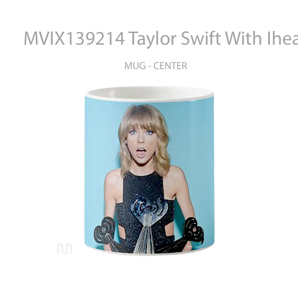 Mug Taylor Swift With Iheart Awards Gelas Selebriti