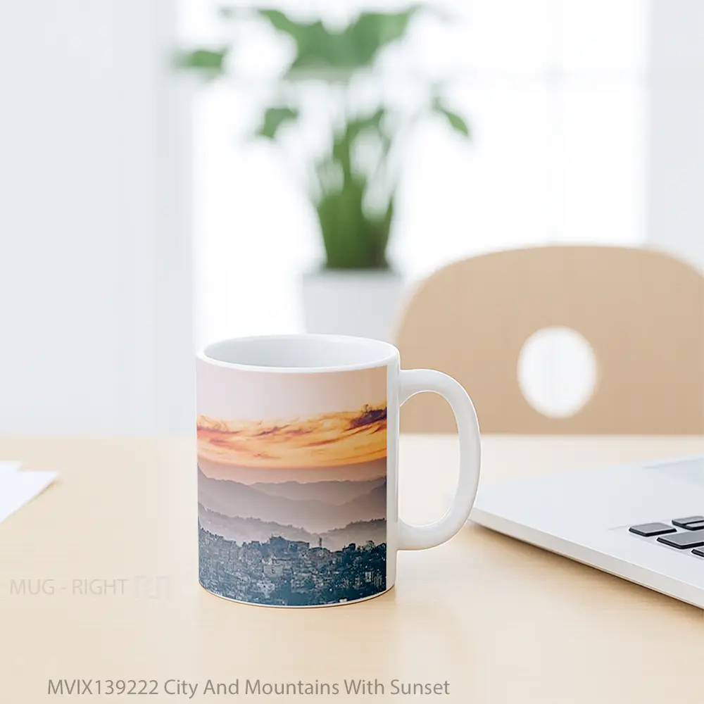 Mug City And Mountains With Sunset Gelas Pemandangan Alam - All-side / Desain