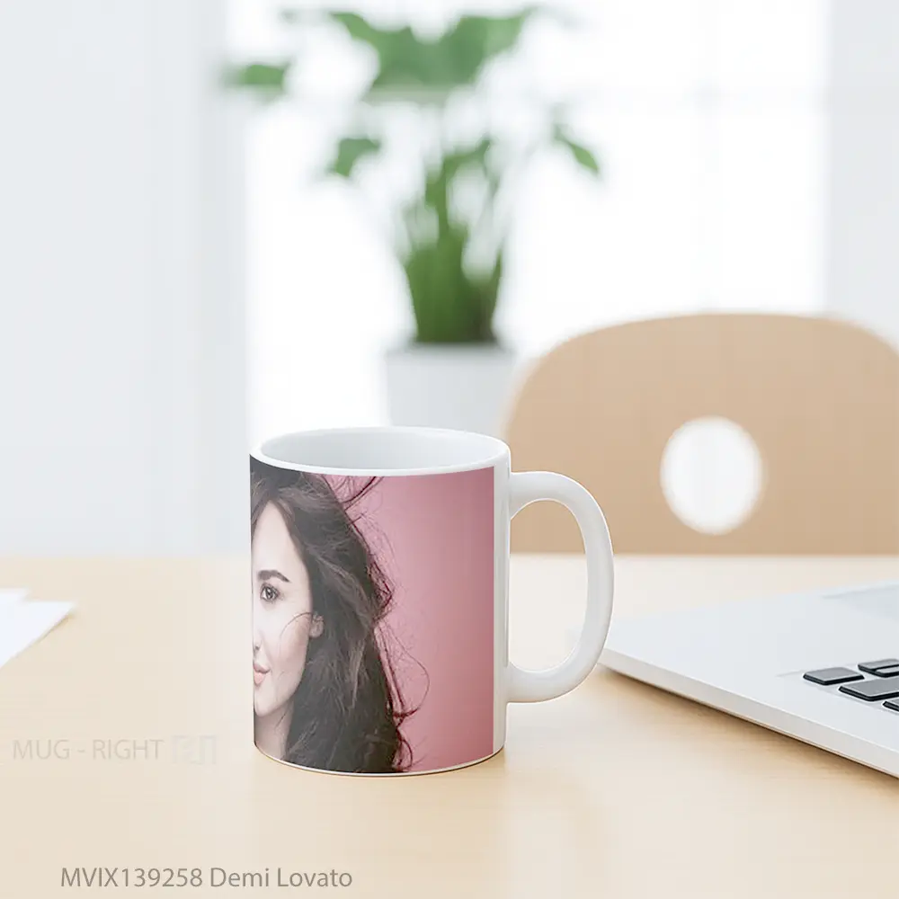 Mug Demi Lovato Gelas Selebriti - All-side / Desain