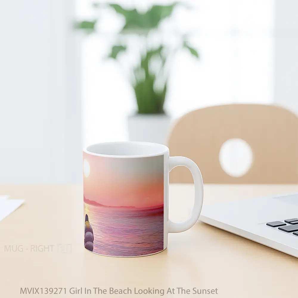 Mug Girl In The Beach Looking At The Sunset Gelas Pemandangan Alam - All-side / Desain