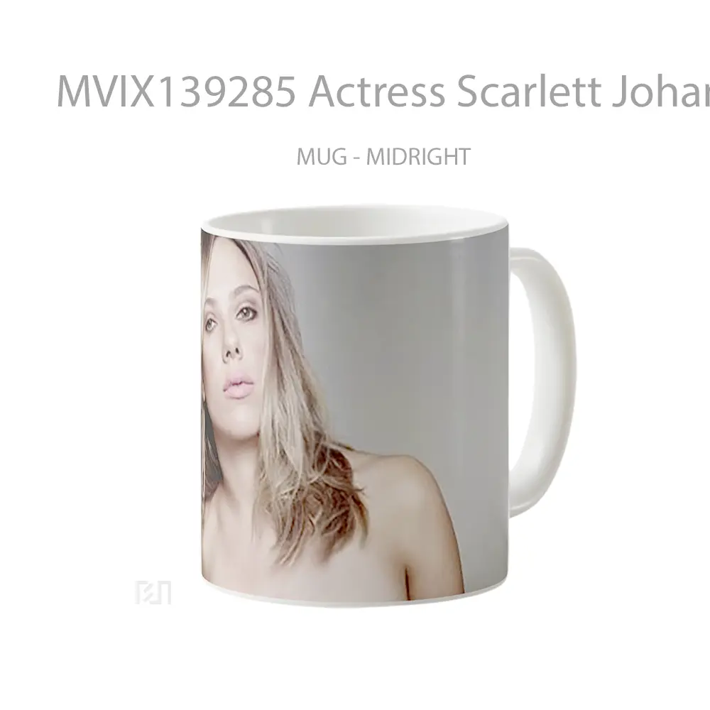 Mug Actress Scarlett Johansson Gelas Selebriti - All-side / Desain