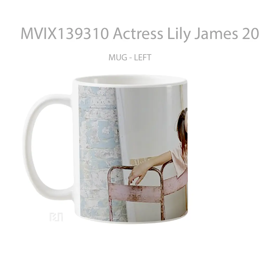 Mug Actress Lily James 2020 Gelas Keramik Unik - All-side / Desain