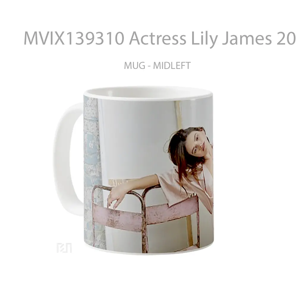 Mug Actress Lily James 2020 Gelas Keramik Unik - All-side / Desain