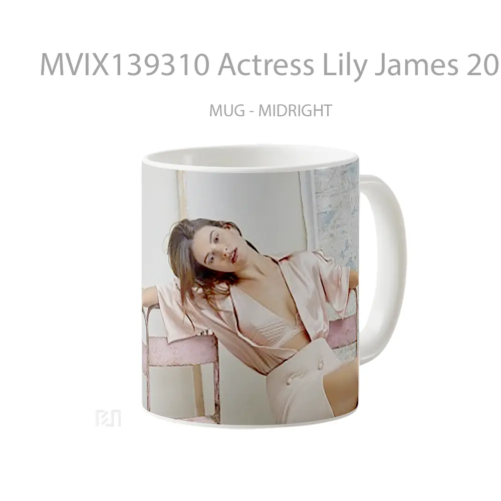 Mug Actress Lily James 2020 Gelas Keramik Unik - All-side / Desain