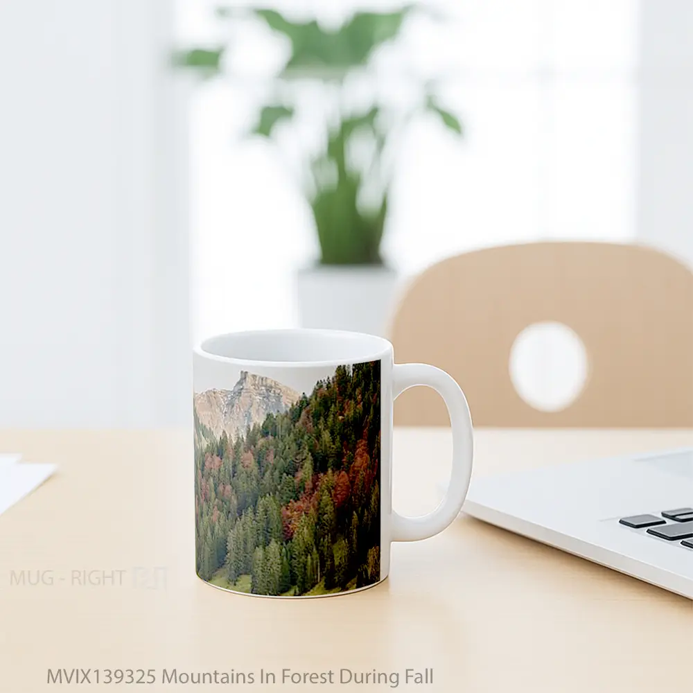 Mug Mountains In Forest During Fall Gelas Pemandangan Alam - All-side / Desain