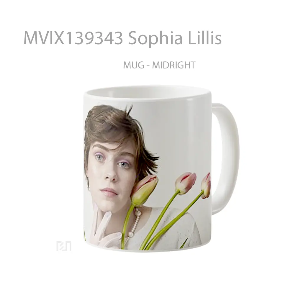 Mug Sophia Lillis Gelas Keramik Unik - All-side / Desain