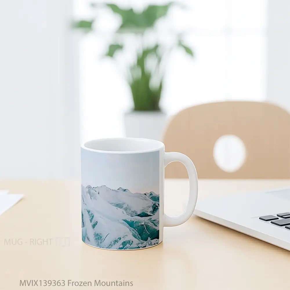 Mug Frozen Mountains Gelas Pemandangan Alam - All-side / Desain