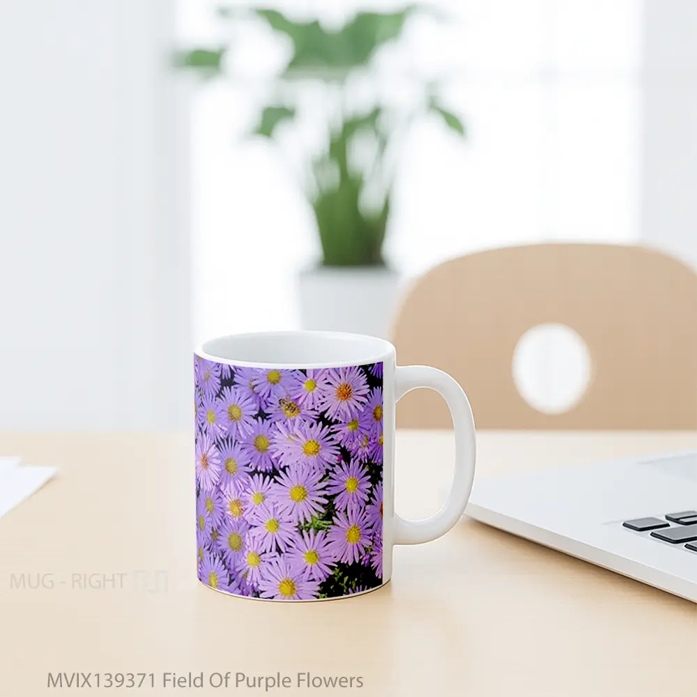 Mug Field Of Purple Flowers Gelas Pemandangan Alam - All-side / Desain