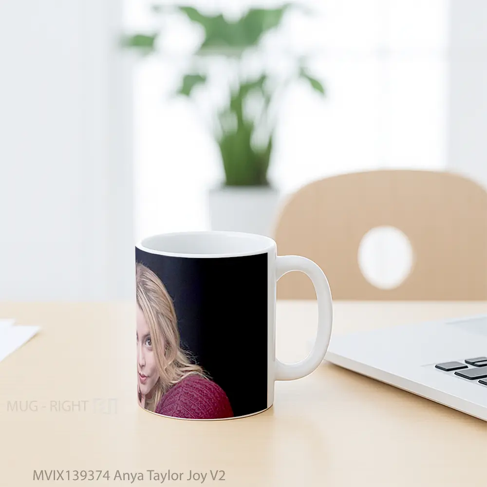 Mug Anya Taylor Joy V2 Gelas Selebriti - All-side / Desain
