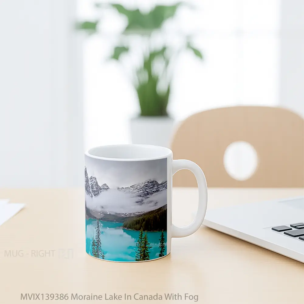 Mug Moraine Lake In Canada With Fog Gelas Pemandangan Alam - All-side / Desain