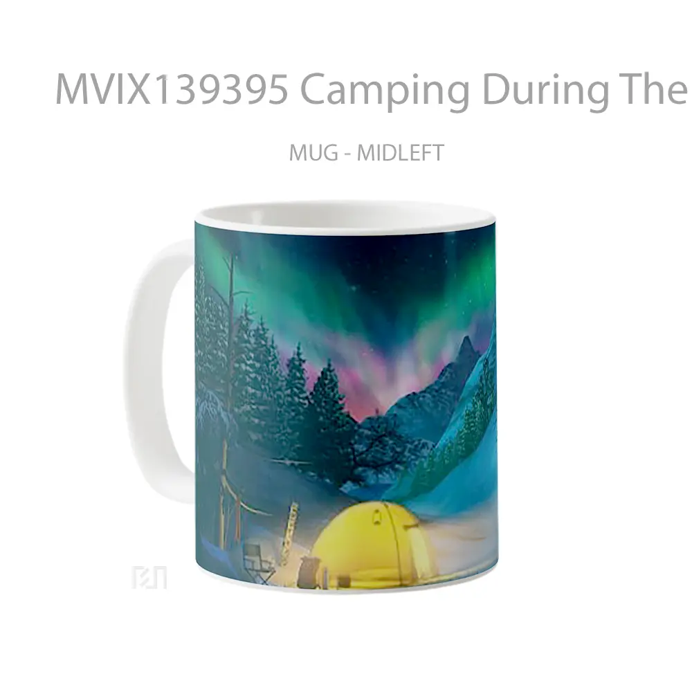 Mug Camping During The Winter With Northern Lights On The Background Gelas Keramik Unik - All-side / Desain