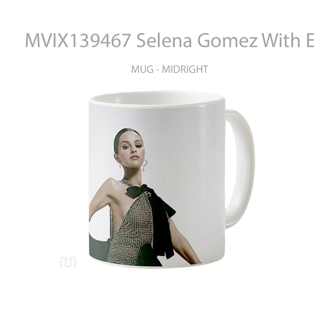 Mug Selena Gomez With Elegant Dress Gelas Selebriti - All-side / Desain