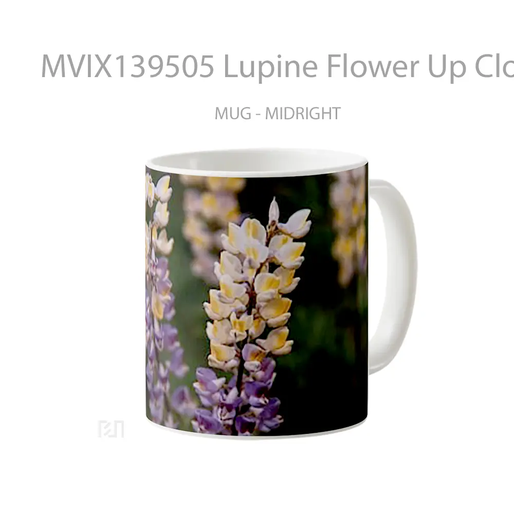 Mug Lupine Flower Up Close Gelas Pemandangan Alam - All-side / Desain
