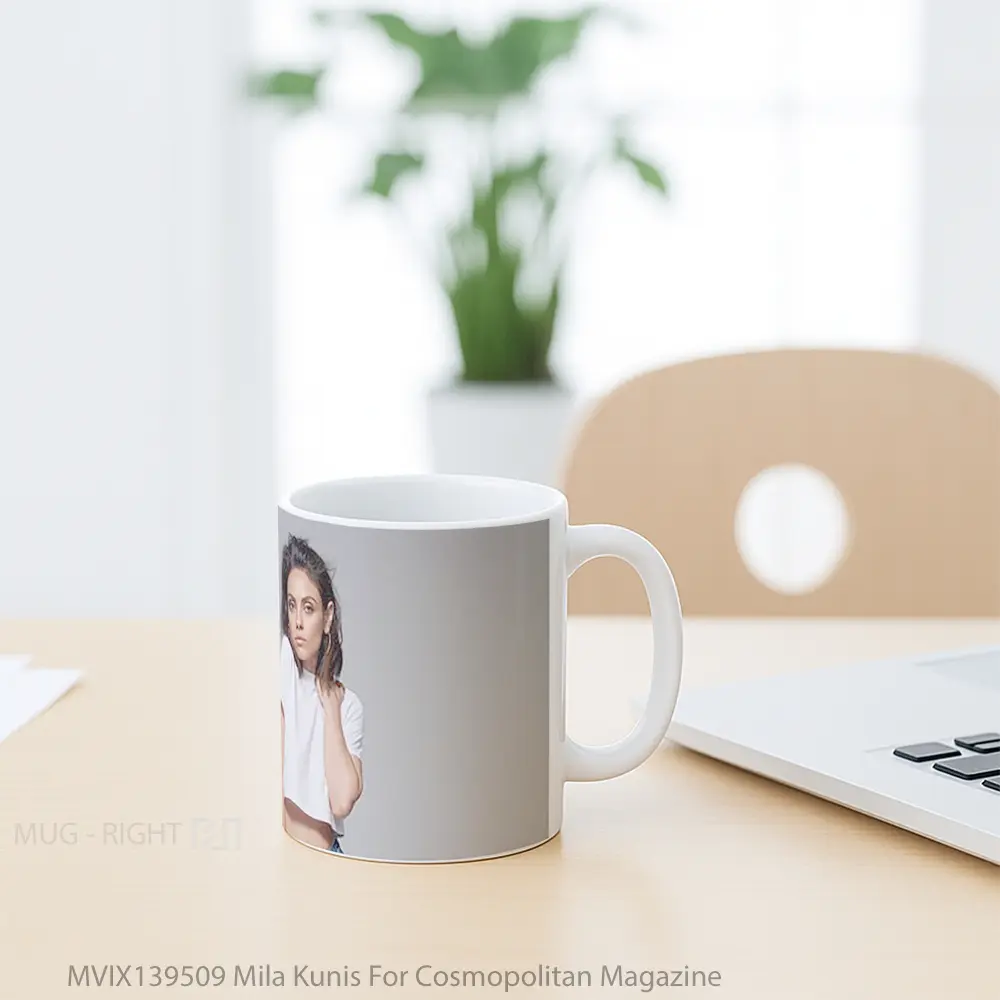 Mug Mila Kunis For Cosmopolitan Magazine Gelas Keramik Unik - All-side / Desain