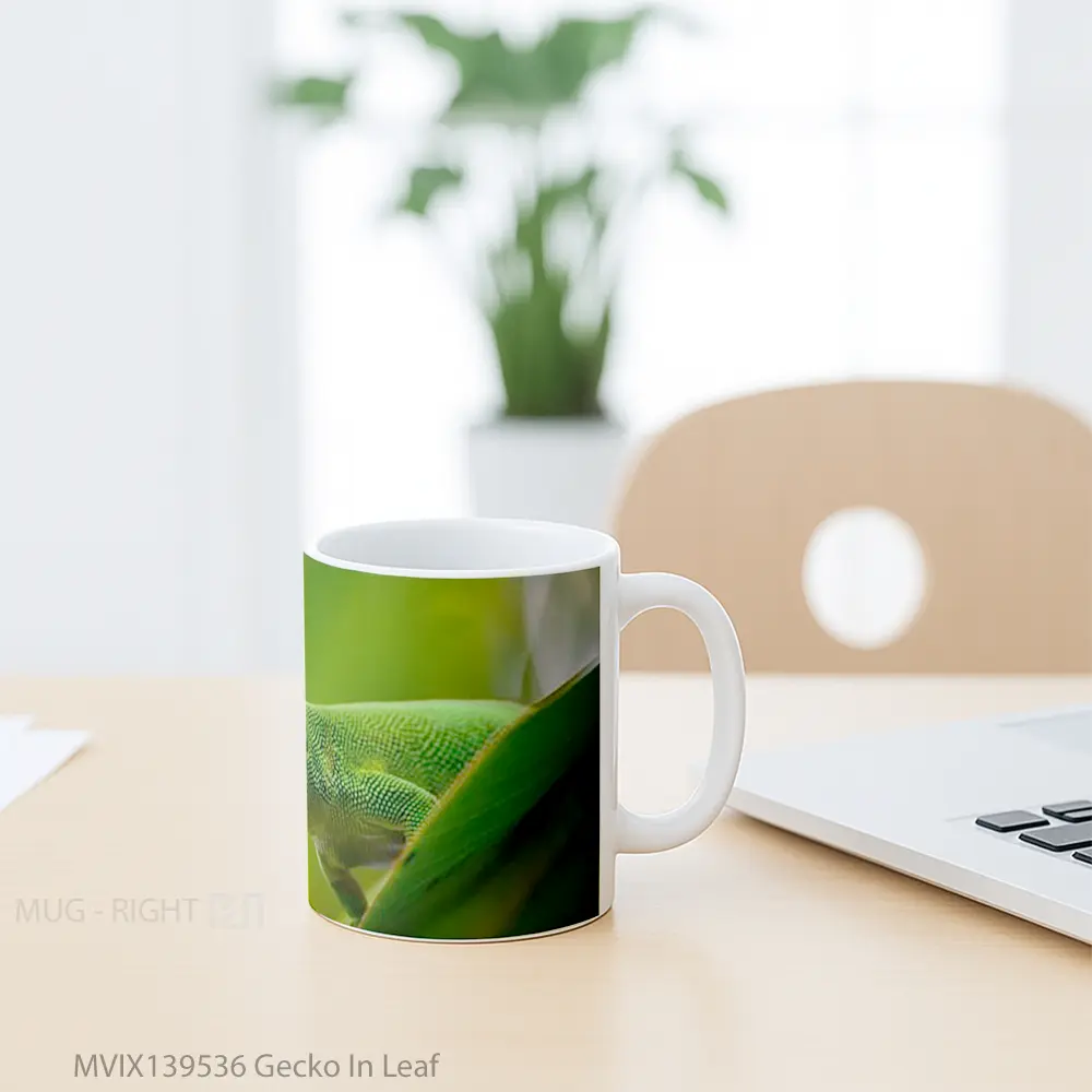 Mug Gecko In Leaf Gelas Keramik Unik - All-side / Desain