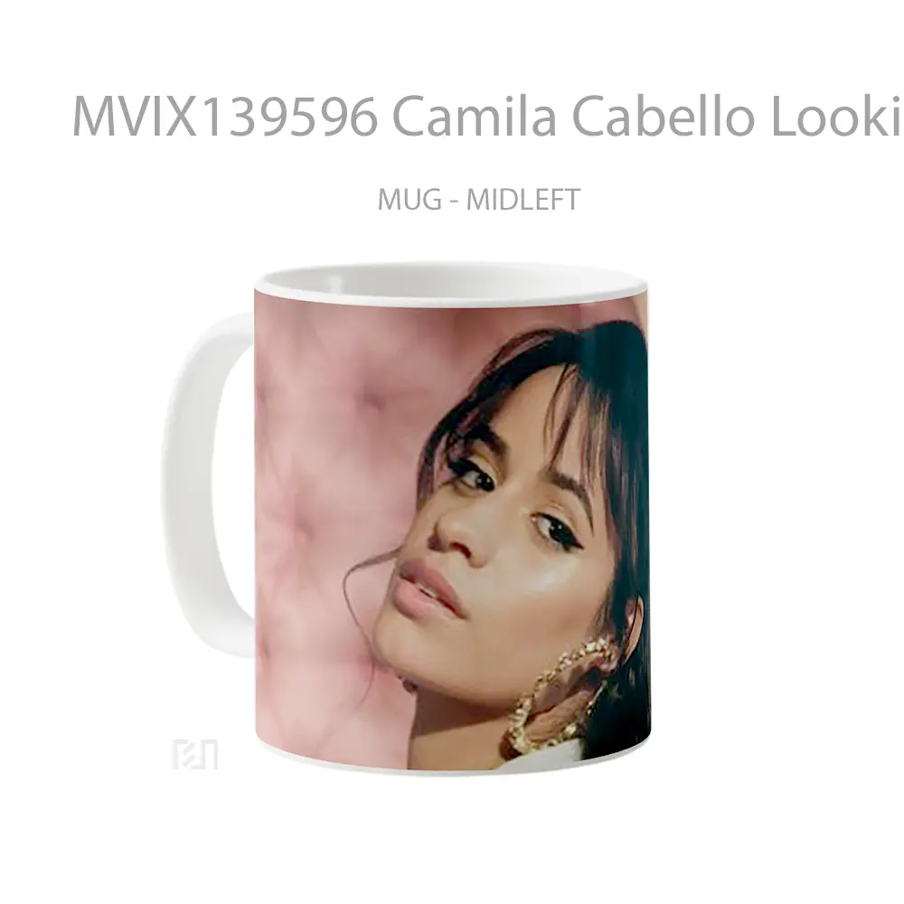 Mug Camila Cabello Looking At Camera Gelas Selebriti - All-side / Desain