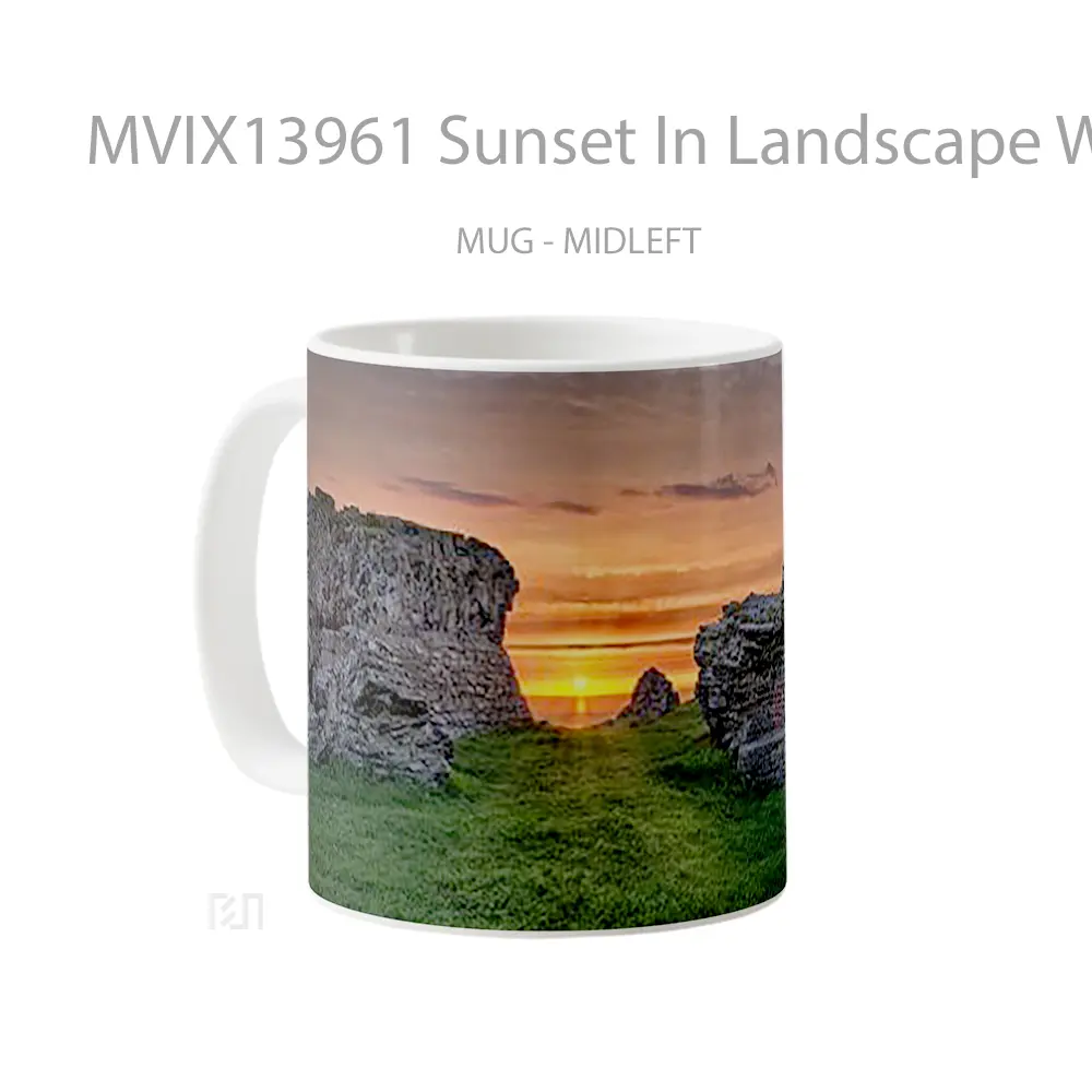 Mug Sunset In Landscape With Rocks Gelas Pemandangan Alam - All-side / Desain