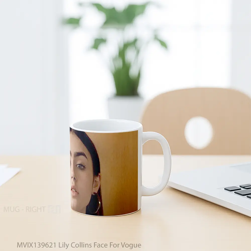 Mug Lily Collins Face For Vogue Gelas Keramik Unik - All-side / Desain