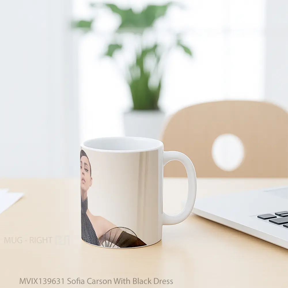 Mug Sofia Carson With Black Dress Gelas Keramik Unik - All-side / Desain