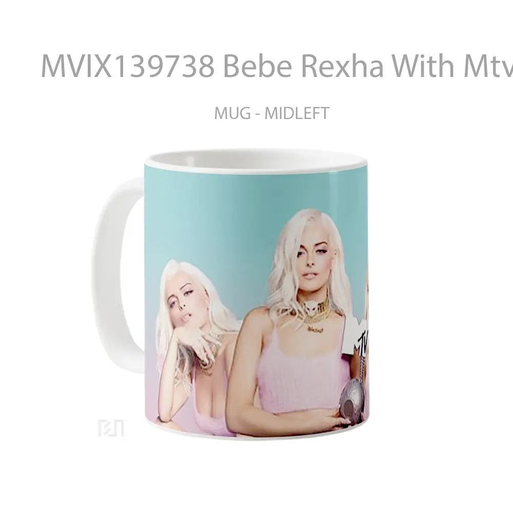 Mug Bebe Rexha With Mtv Award Gelas Keramik Unik - All-side / Desain