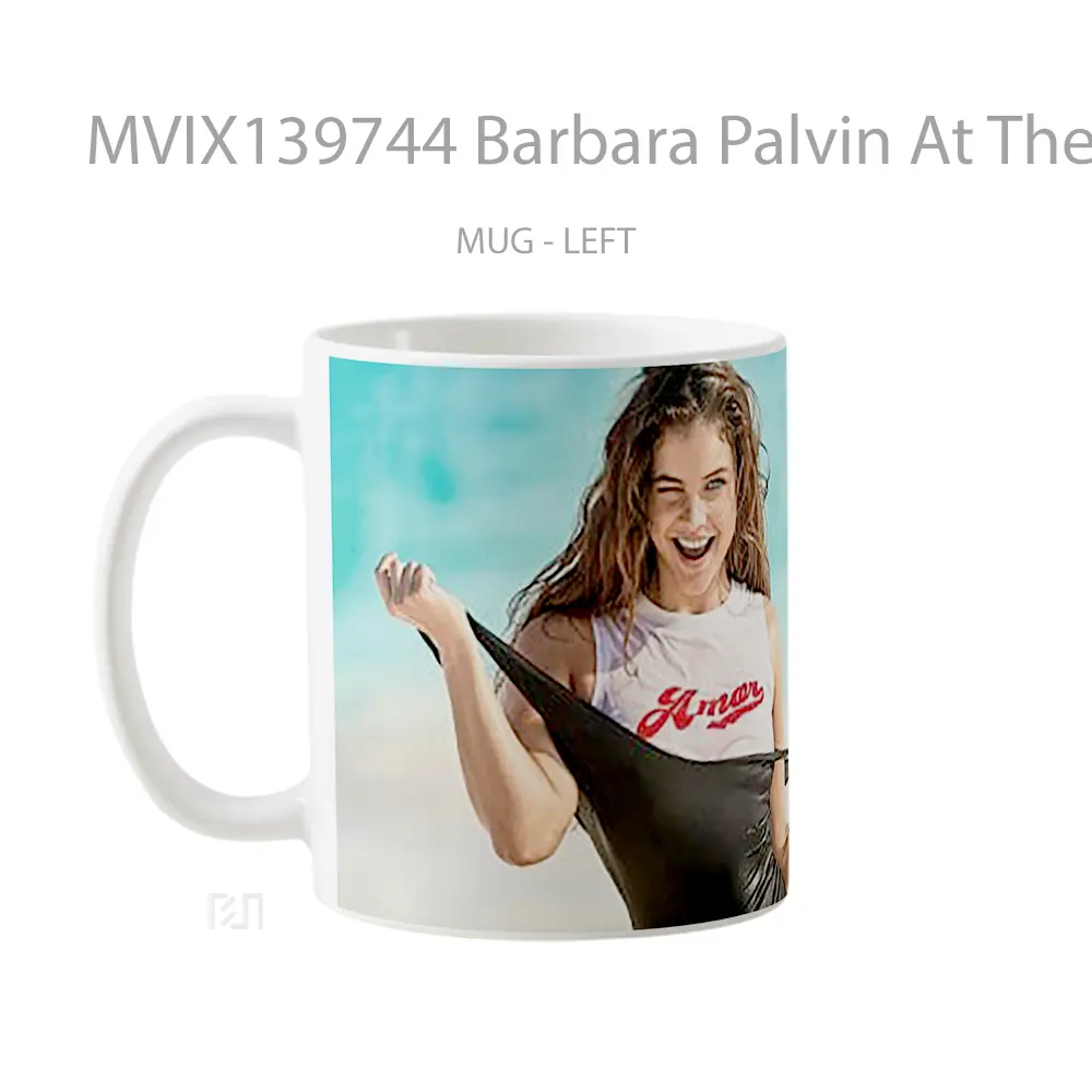 Mug Barbara Palvin At The Beach Gelas Pemandangan Alam - All-side / Desain
