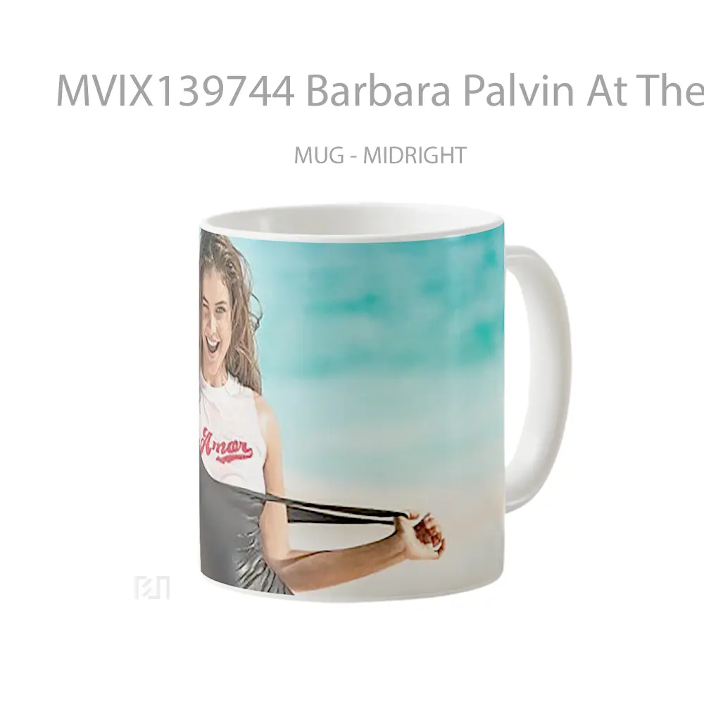 Mug Barbara Palvin At The Beach Gelas Pemandangan Alam - All-side / Desain