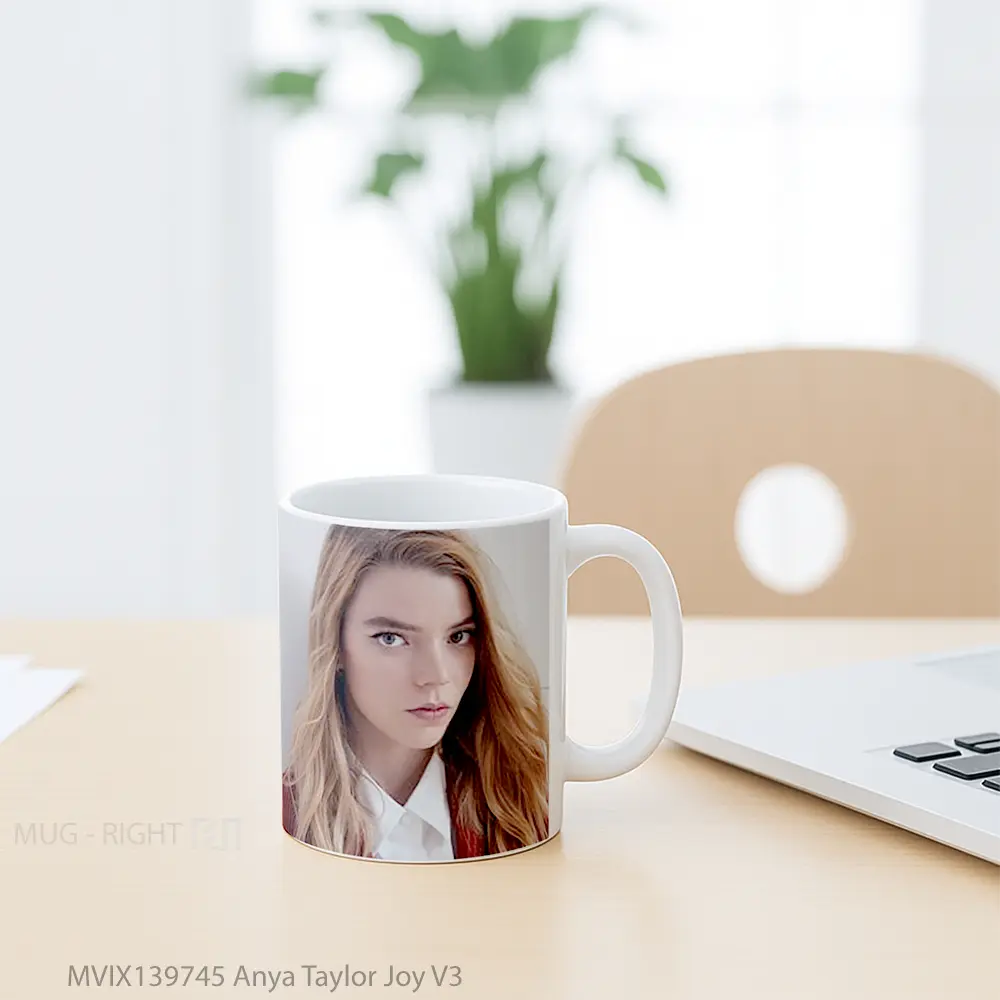 Mug Anya Taylor Joy V3 Gelas Selebriti - All-side / Desain