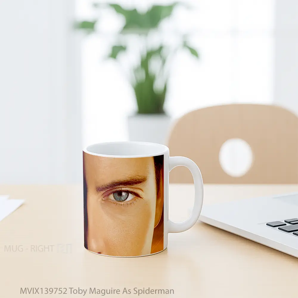 Mug Toby Maguire As Spiderman Gelas Superhero - All-side / Desain