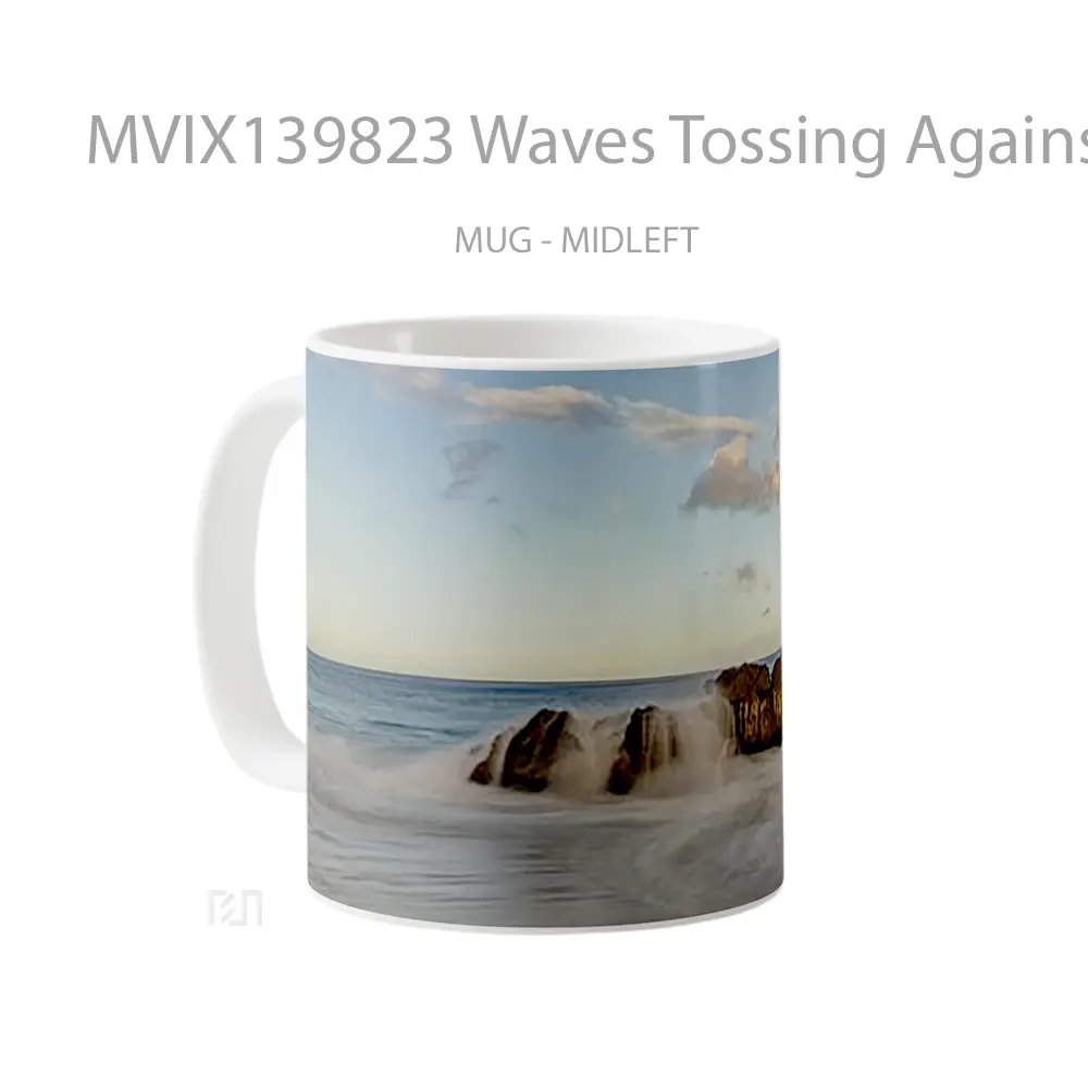 Mug Waves Tossing Against Rocks In The Beach Gelas Pemandangan Alam - All-side / Desain