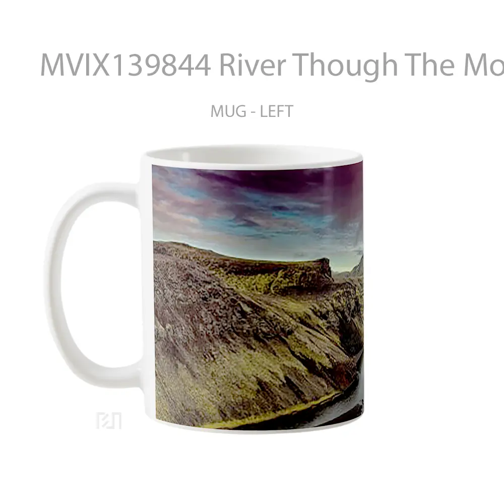 Mug River Though The Mountains Gelas Pemandangan Alam - All-side / Desain