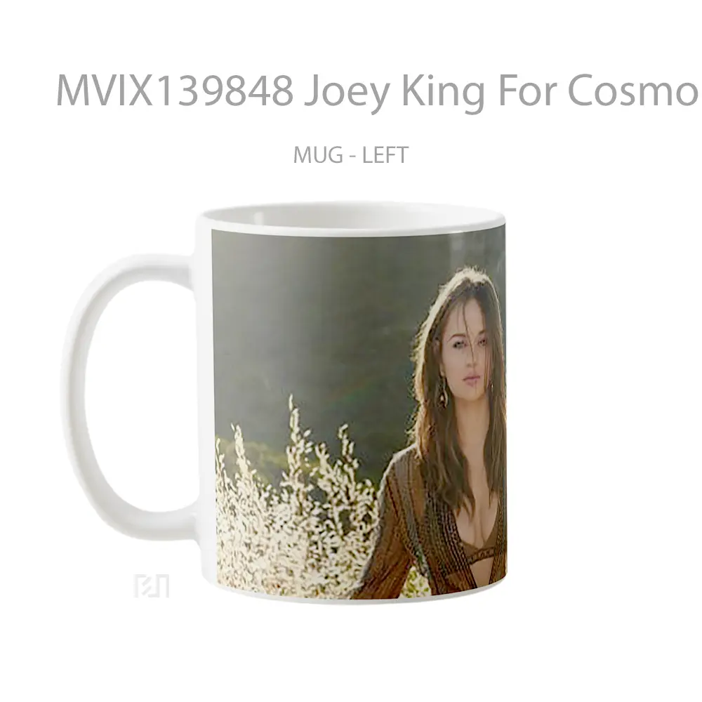 Mug Joey King For Cosmopolitan V2 Gelas Keramik Unik - All-side / Desain