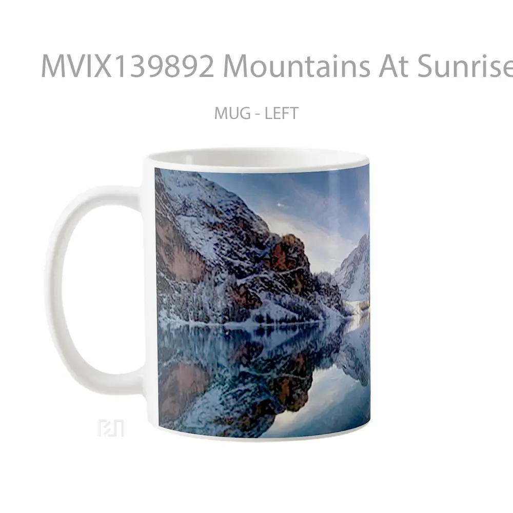 Mug Mountains At Sunrise At Lake Braies Gelas Pemandangan Alam - All-side / Desain