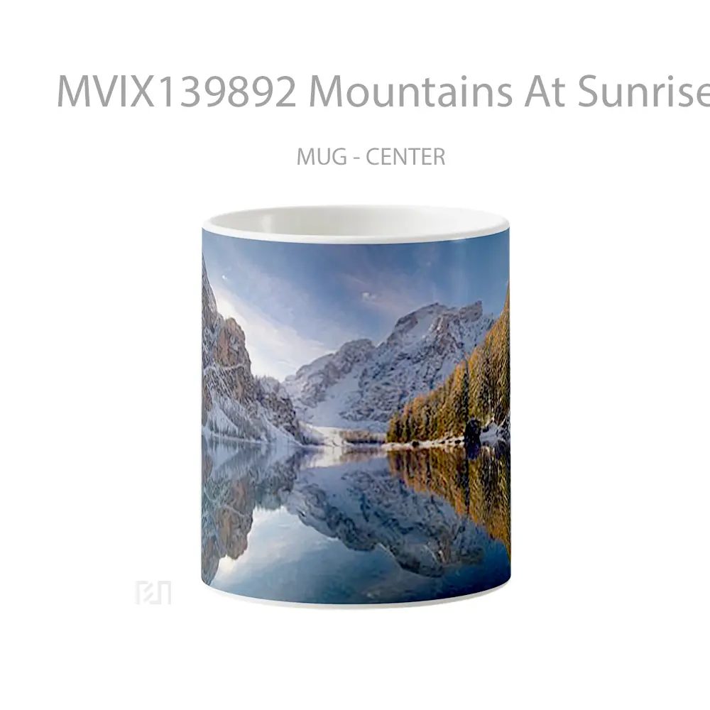 Mug Mountains At Sunrise At Lake Braies Gelas Pemandangan Alam