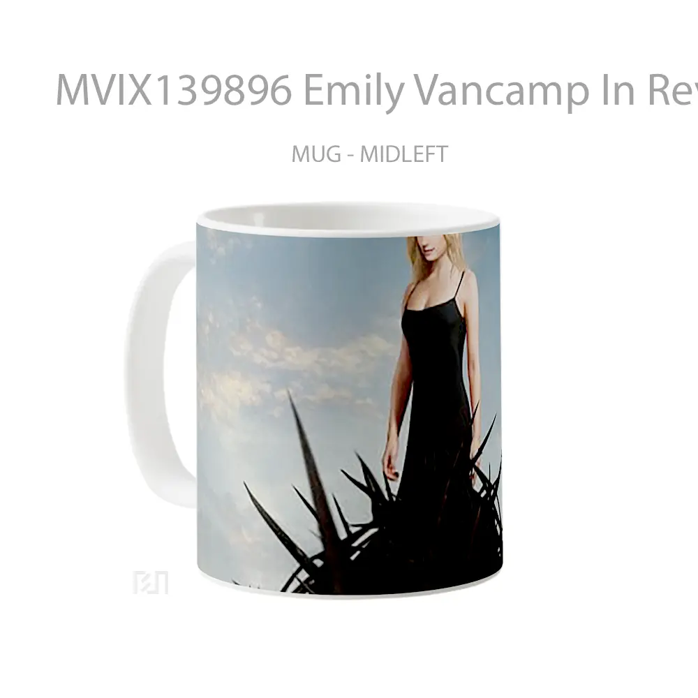 Mug Emily Vancamp In Revenge Gelas Keramik Unik - All-side / Desain